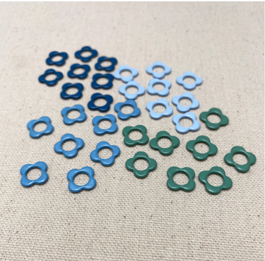 Small Flower Stitch Markers